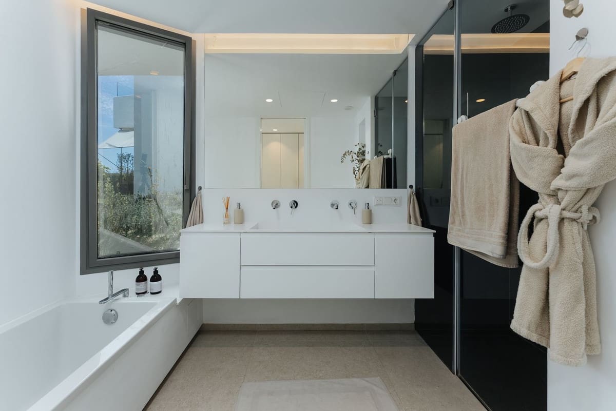 2 sypialnia Apartament na sprzedaż w Benahavis z basenem garażem - 750 000 € (Ref: 9322824)