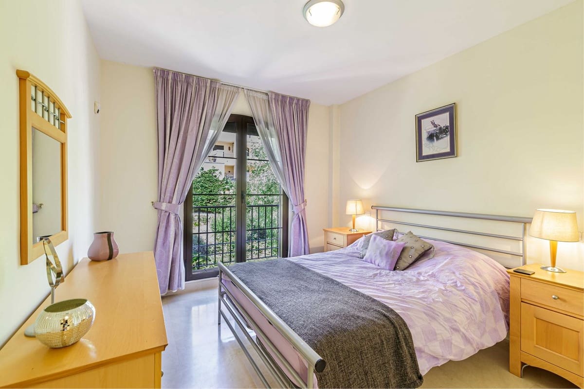 3 slaapkamer Penthouse te koop in Benahavis met zwembad garage - € 575.000 (Ref: 9322826)