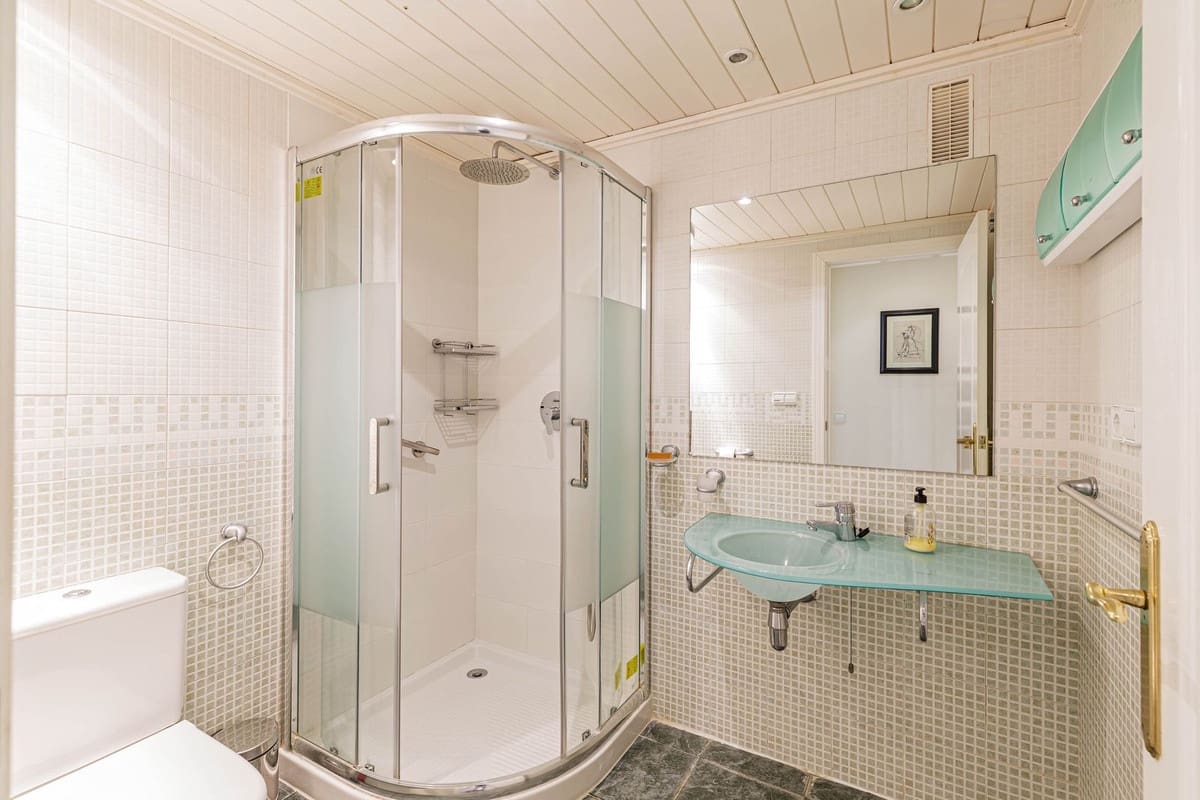 3 slaapkamer Penthouse te koop in Benahavis met zwembad garage - € 575.000 (Ref: 9322826)