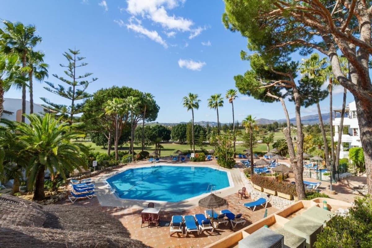 2 slaapkamer Penthouse te koop in Mijas Golf met zwembad - € 299.000 (Ref: 9322863)