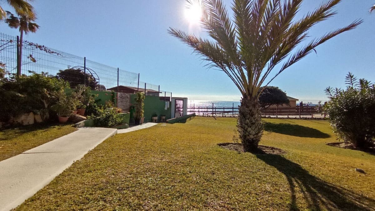 Studio til salg i Calahonda med swimmingpool - € 192.000 (Ref: 9322866)