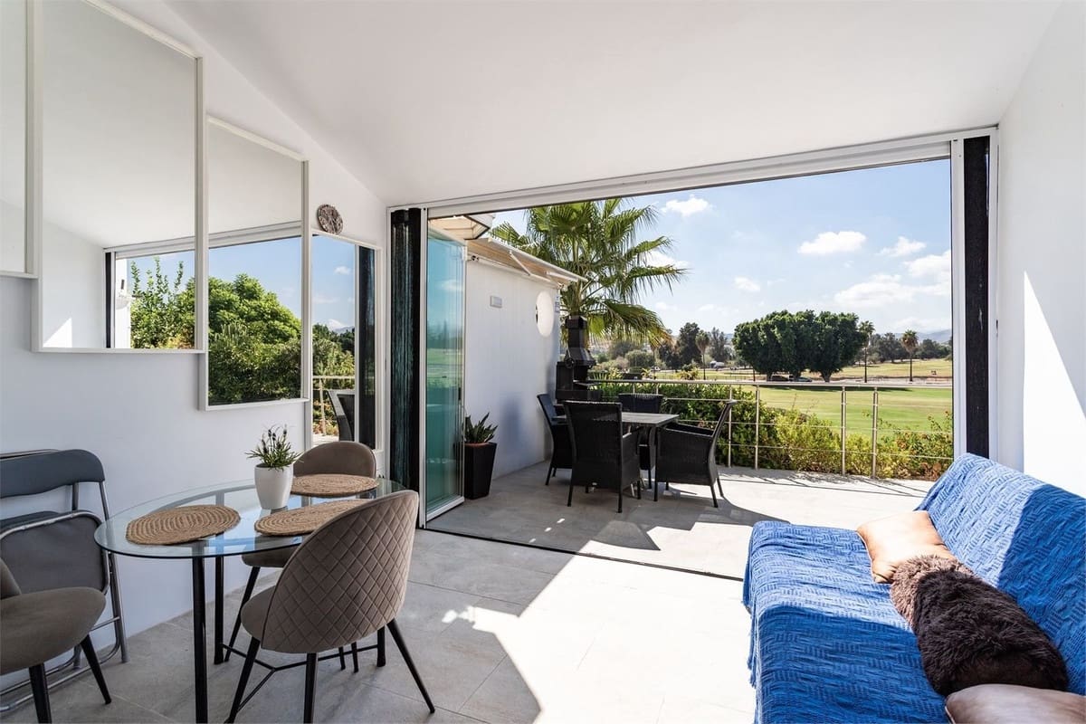2 soverom Hus til salgs i Mijas Golf med svømmebasseng - € 449 000 (Ref: 9329536)