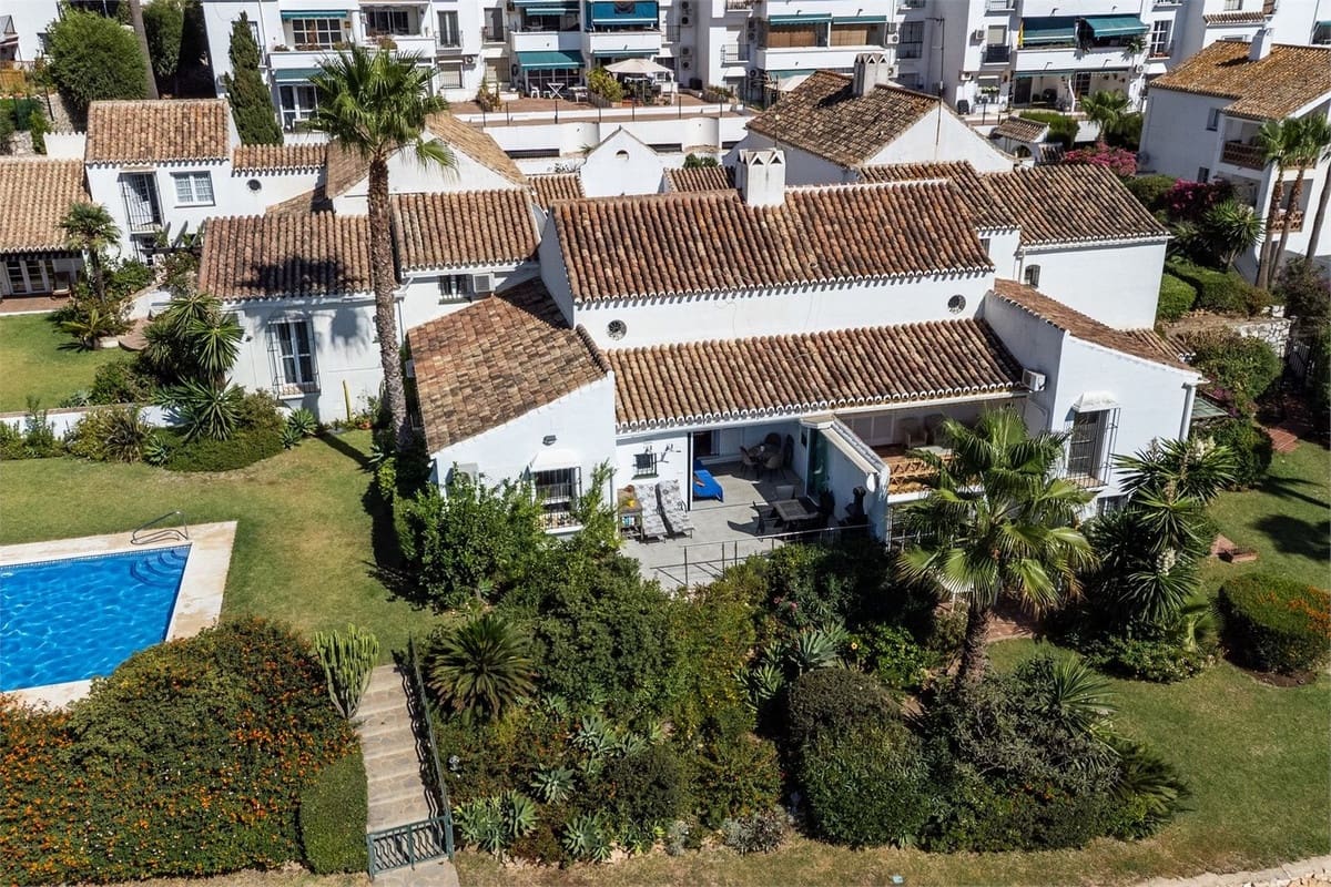 2 soverom Hus til salgs i Mijas Golf med svømmebasseng - € 449 000 (Ref: 9329536)