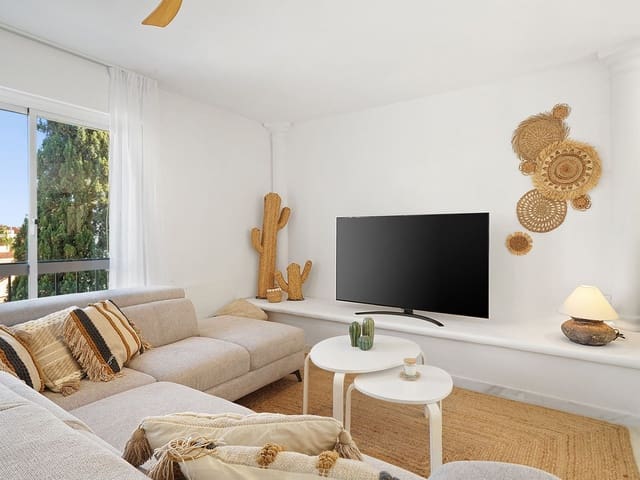 2 soverom Penthouse til salgs i La Reserva, Marbella med svømmebasseng garasje - € 669 000 (Ref: 9329549)