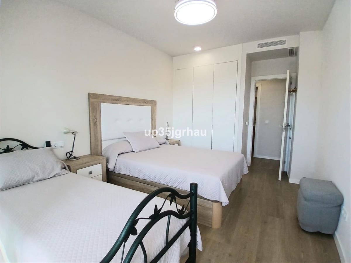 2 Zimmer Penthouse zu verkaufen in Estepona mit Pool Garage - 589.900 € (Ref: 9329561)