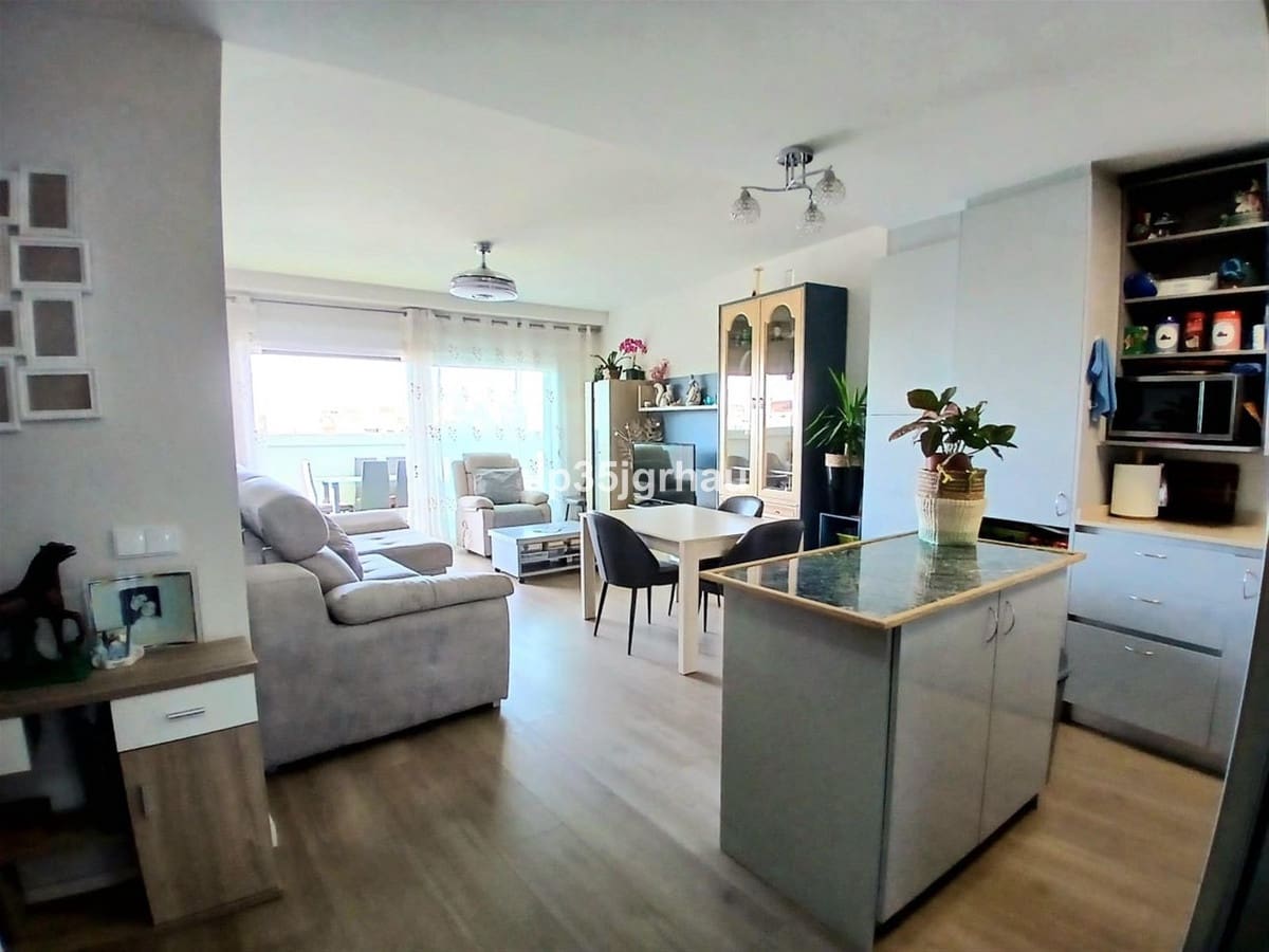 2 Zimmer Penthouse zu verkaufen in Estepona mit Pool Garage - 589.900 € (Ref: 9329561)