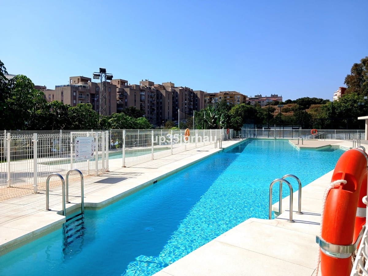 2 Zimmer Penthouse zu verkaufen in Estepona mit Pool Garage - 589.900 € (Ref: 9329561)