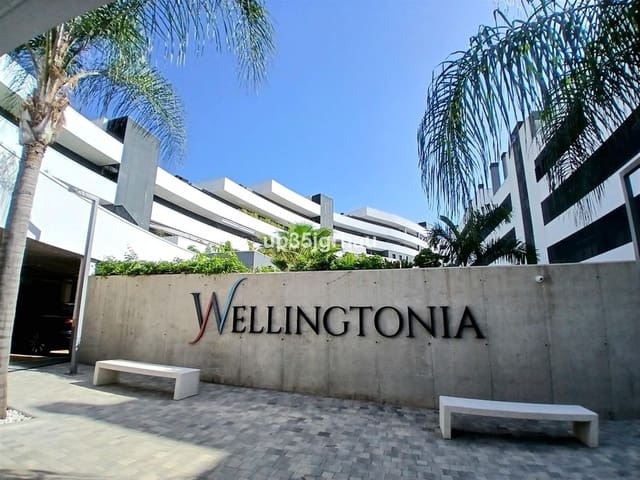 2 Zimmer Penthouse zu verkaufen in Estepona mit Pool Garage - 589.900 € (Ref: 9329561)