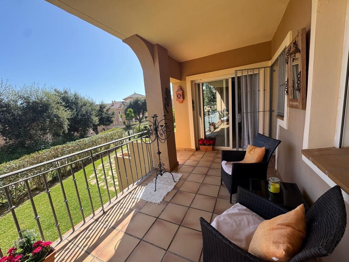 2 soverom Leilighet til salgs i La Mairena med svømmebasseng garasje - € 310 000 (Ref: 9329596)