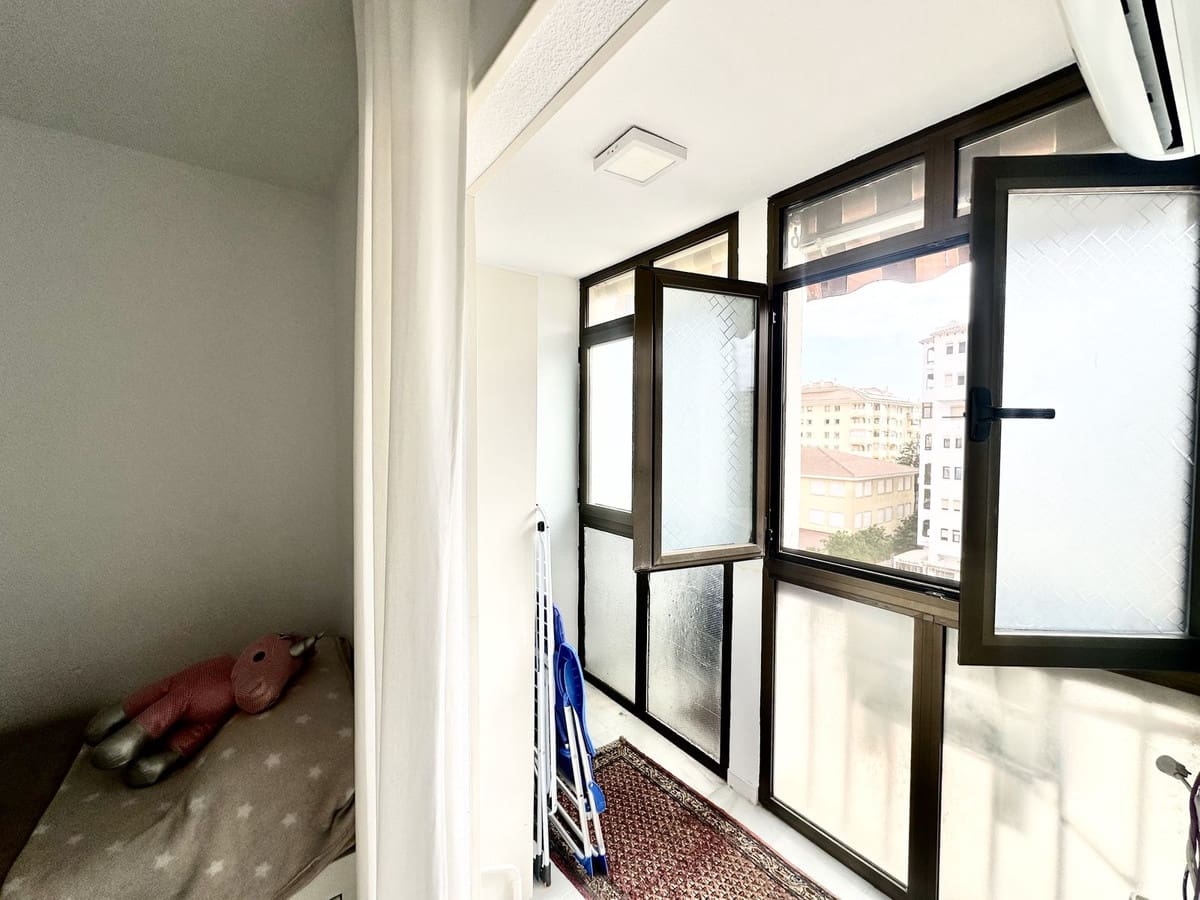 3 makuuhuone Huoneisto myytävänä paikassa Fuengirola mukana uima-altaan 
autotalli - 420 000 € (Ref: 9329603)