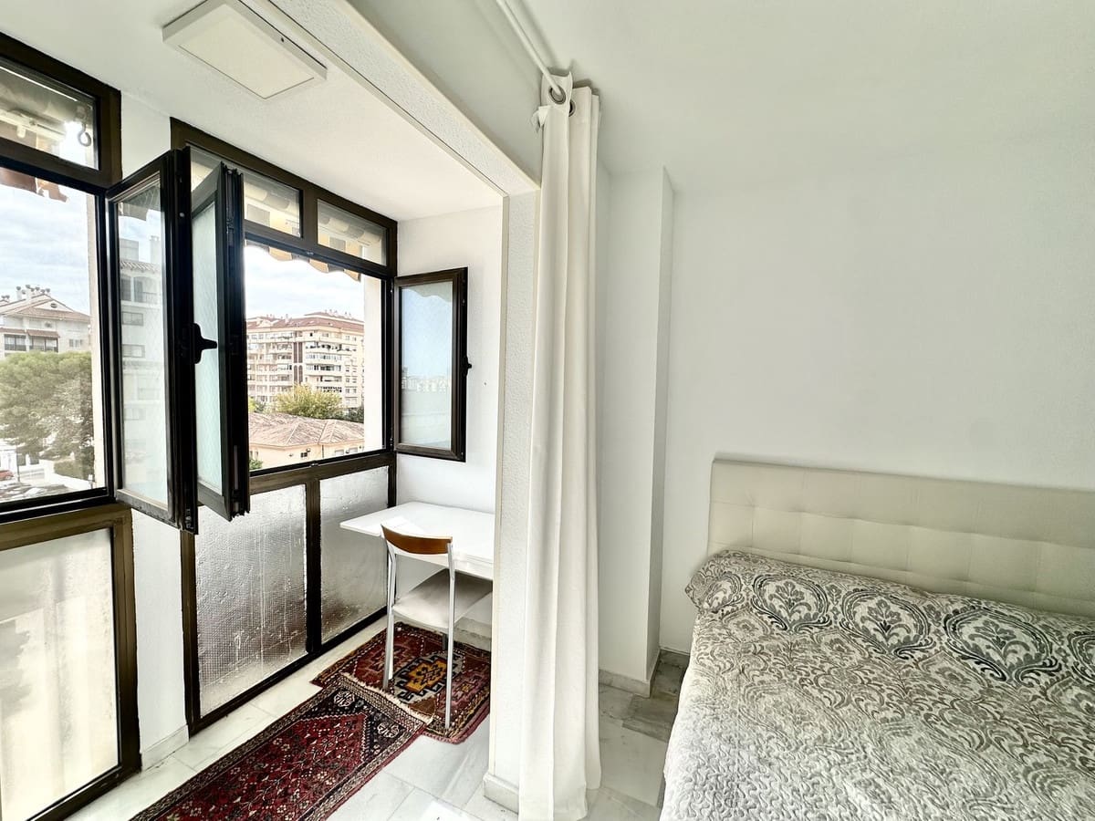 3 makuuhuone Huoneisto myytävänä paikassa Fuengirola mukana uima-altaan 
autotalli - 420 000 € (Ref: 9329603)