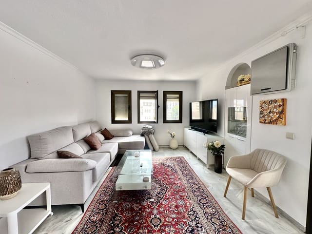 3 makuuhuone Huoneisto myytävänä paikassa Fuengirola mukana uima-altaan 
autotalli - 420 000 € (Ref: 9329603)