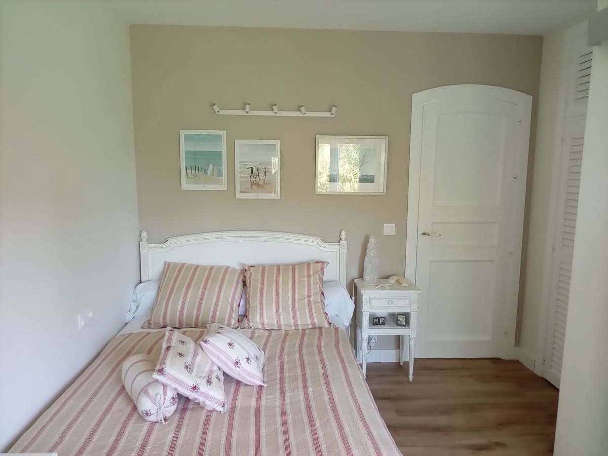 3 makuuhuone Huoneisto myytävänä paikassa Calahonda mukana uima-altaan 
autotalli - 599 000 € (Ref: 9329686)