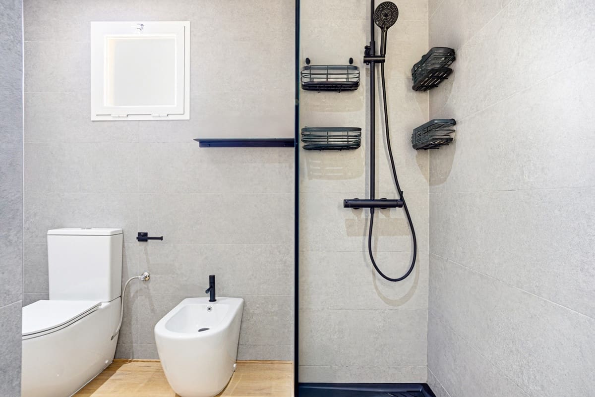 2 bedroom Apartment for sale in Riviera del Sol with pool garage - € 449,000 (Ref: 9329732)