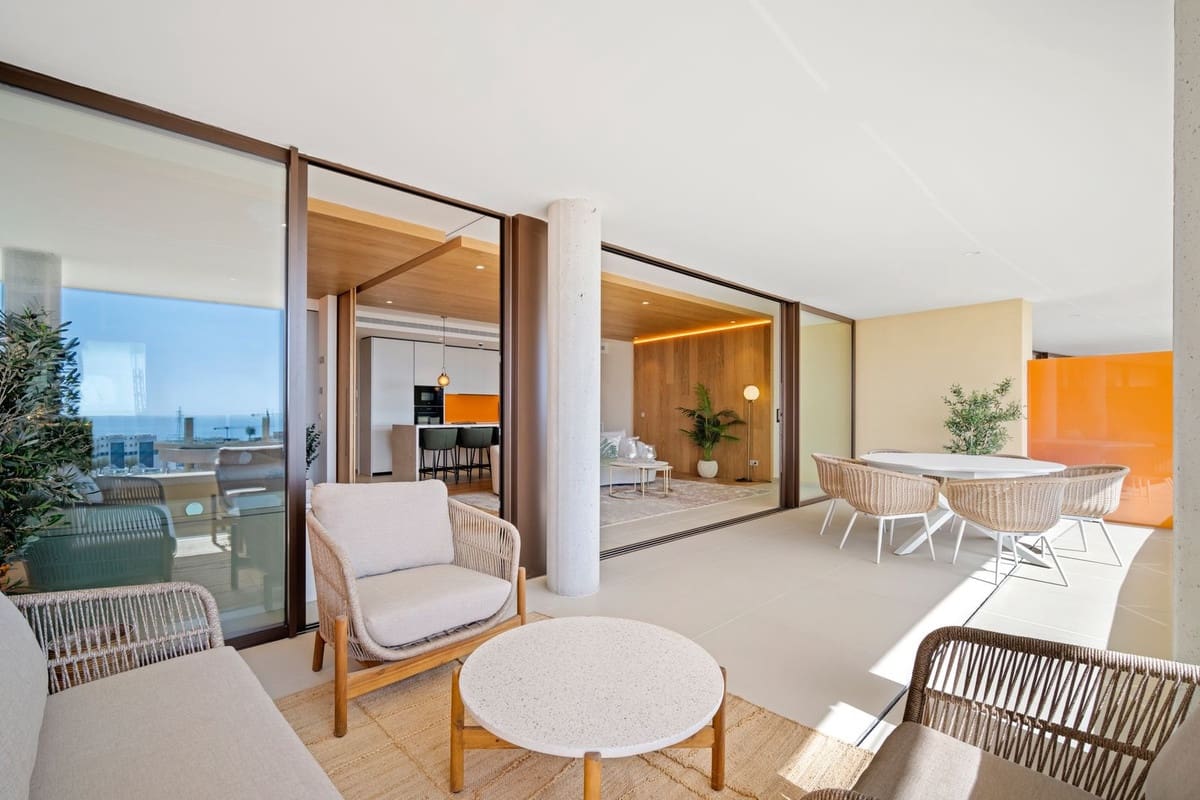 3 sypialnia Apartament na sprzedaż w Fuengirola z basenem garażem - 1 100 000 € (Ref: 9329734)