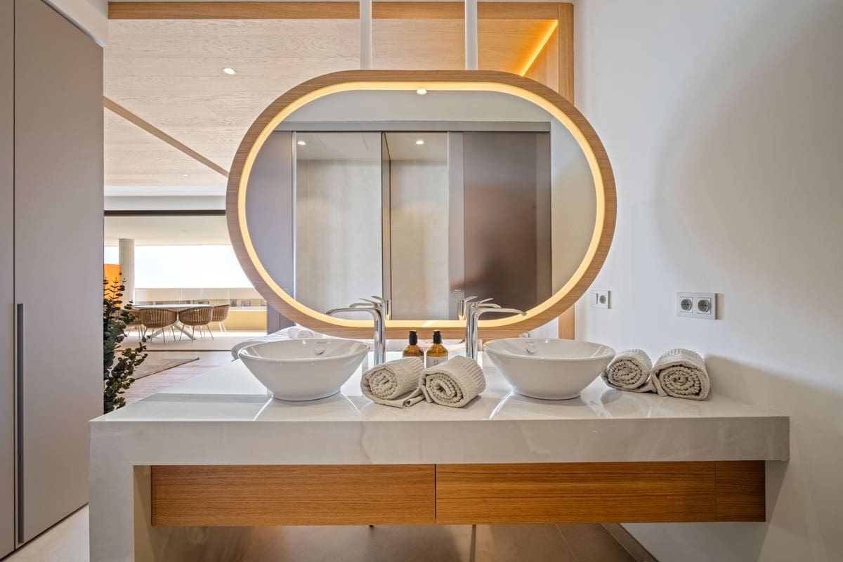 3 sypialnia Apartament na sprzedaż w Fuengirola z basenem garażem - 1 100 000 € (Ref: 9329734)