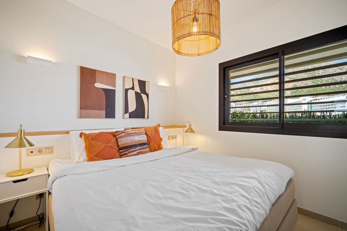 3 sypialnia Apartament na sprzedaż w Fuengirola z basenem garażem - 1 100 000 € (Ref: 9329734)