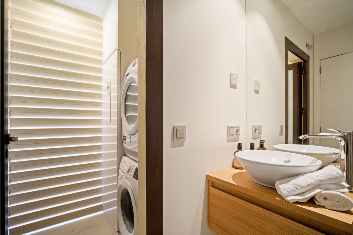 3 sypialnia Apartament na sprzedaż w Fuengirola z basenem garażem - 1 100 000 € (Ref: 9329734)