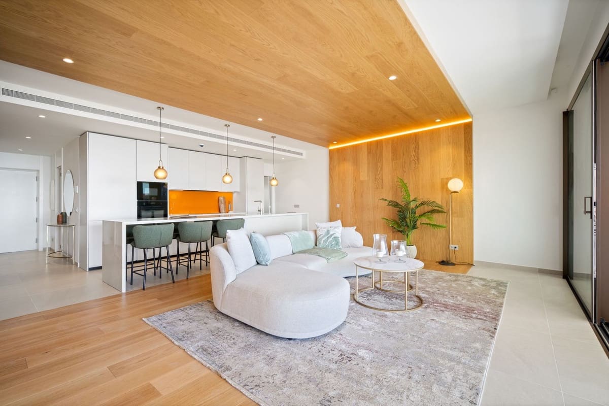 3 sypialnia Apartament na sprzedaż w Fuengirola z basenem garażem - 1 100 000 € (Ref: 9329734)