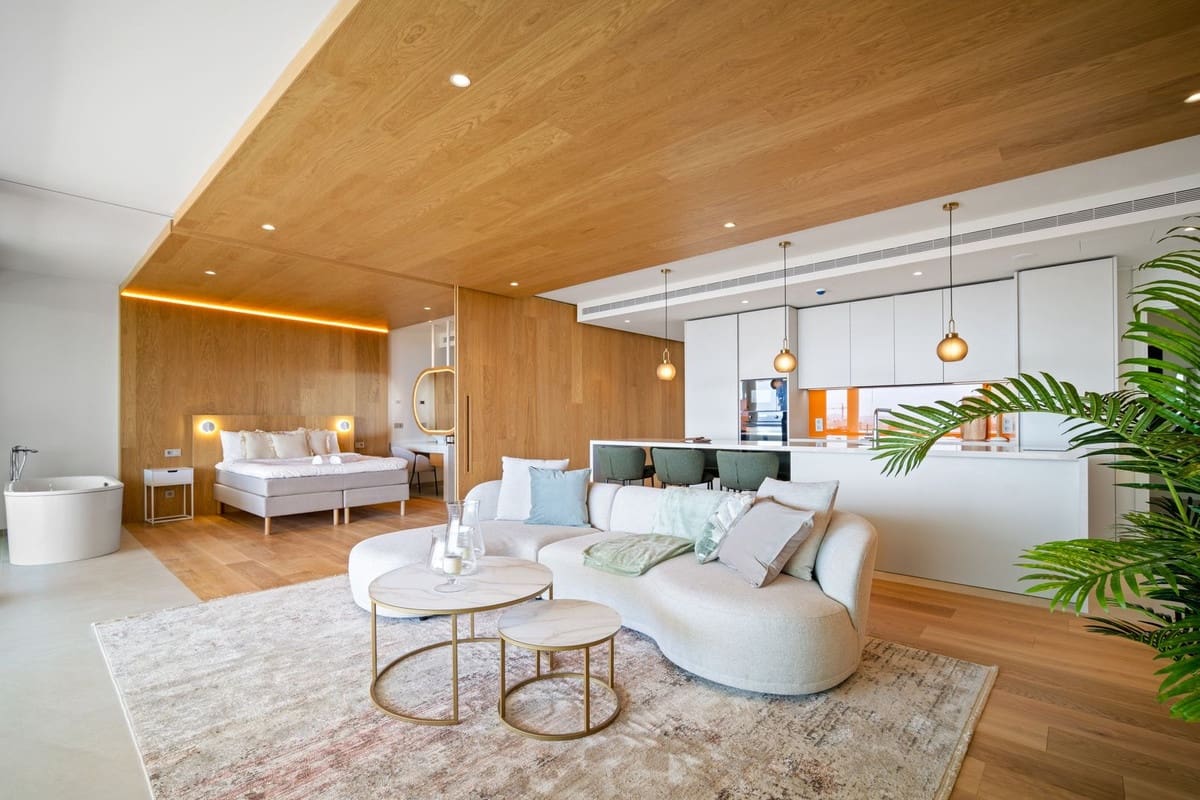 3 sypialnia Apartament na sprzedaż w Fuengirola z basenem garażem - 1 100 000 € (Ref: 9329734)