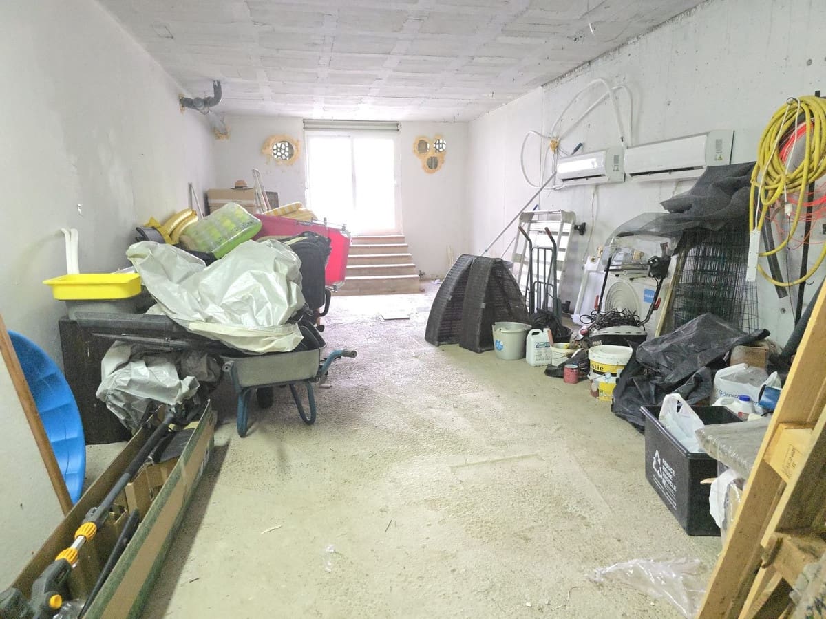 4 soverom Kjedet enebolig til salgs i Riviera del Sol med svømmebasseng garasje - € 795 000 (Ref: 9329736)