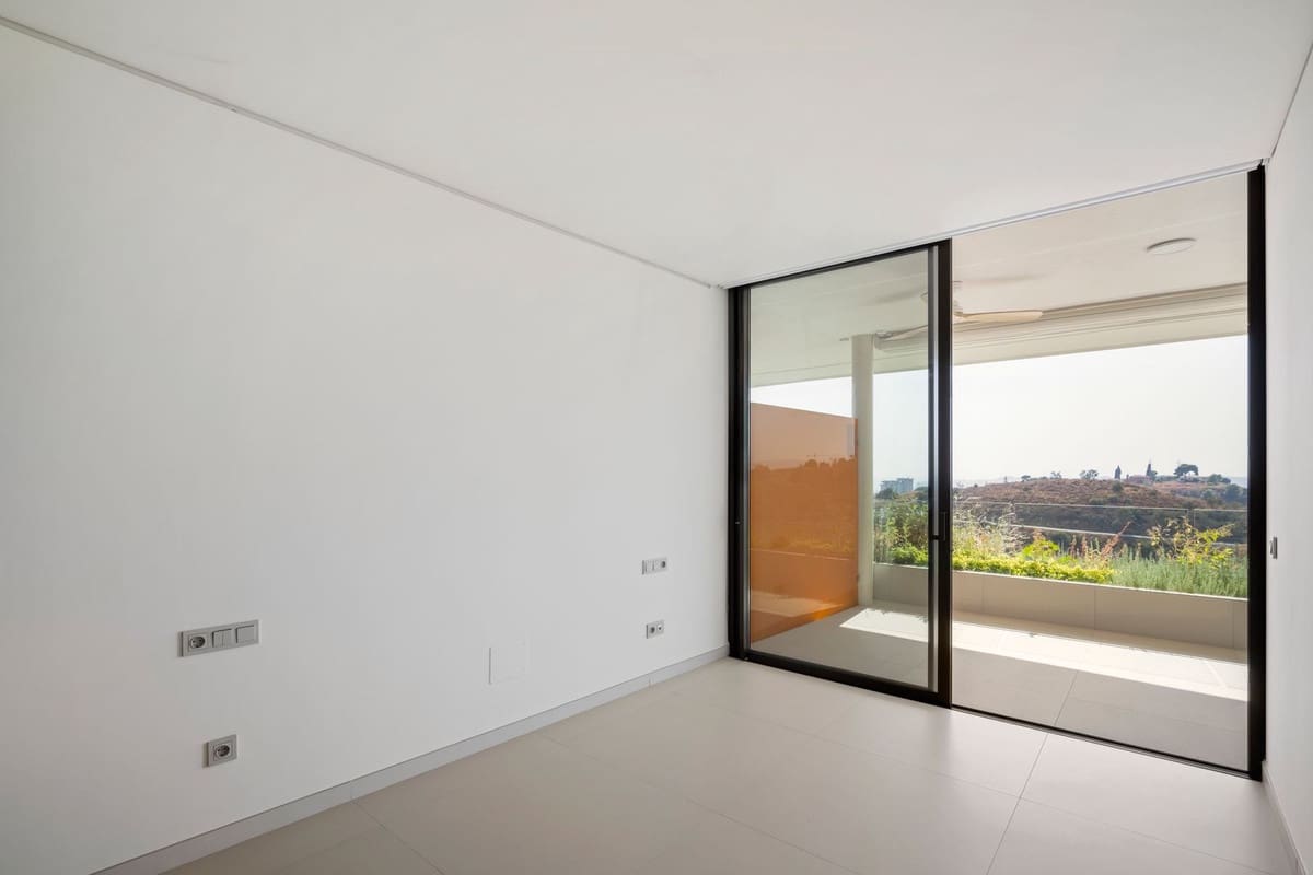 2 quarto Apartamento para venda em Fuengirola com piscina garagem - 699 000 € (Ref: 9329737)