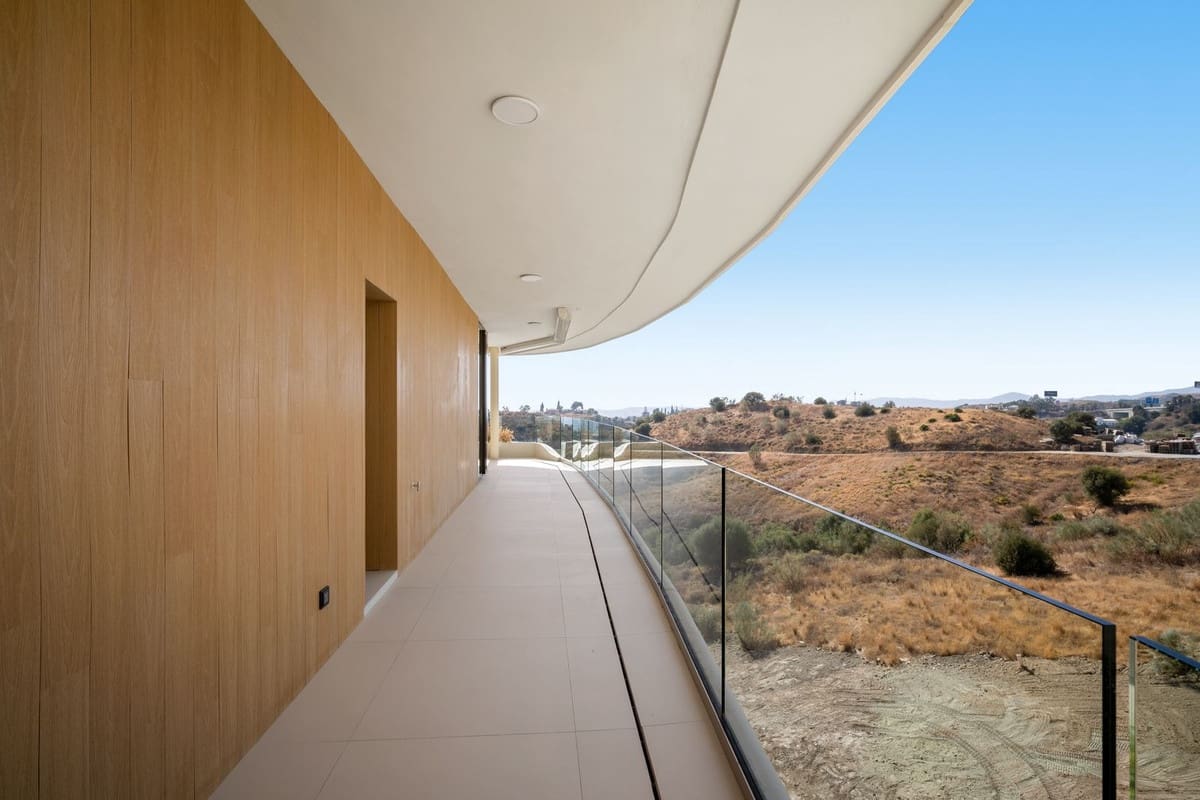 2 quarto Apartamento para venda em Fuengirola com piscina garagem - 699 000 € (Ref: 9329737)