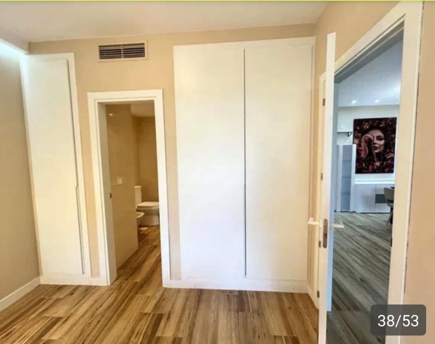 2 bedroom Apartment for sale in Nueva Andalucia with pool garage - € 640,000 (Ref: 9337098)