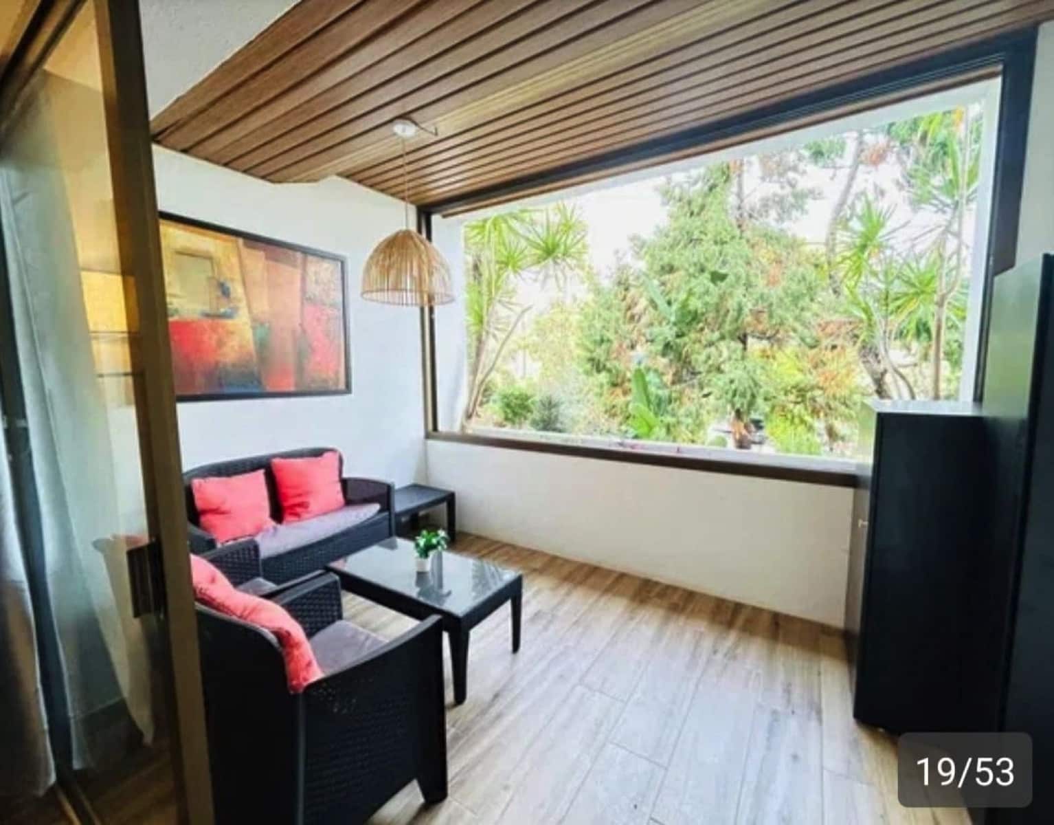 2 bedroom Apartment for sale in Nueva Andalucia with pool garage - € 640,000 (Ref: 9337098)
