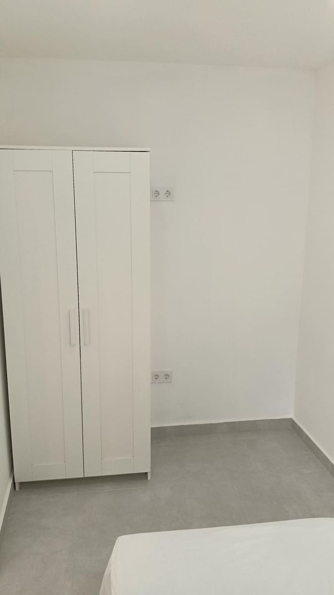 2 soveværelse Lejlighed til salg i El Faro med swimmingpool garage - € 272.500 (Ref: 9337100)