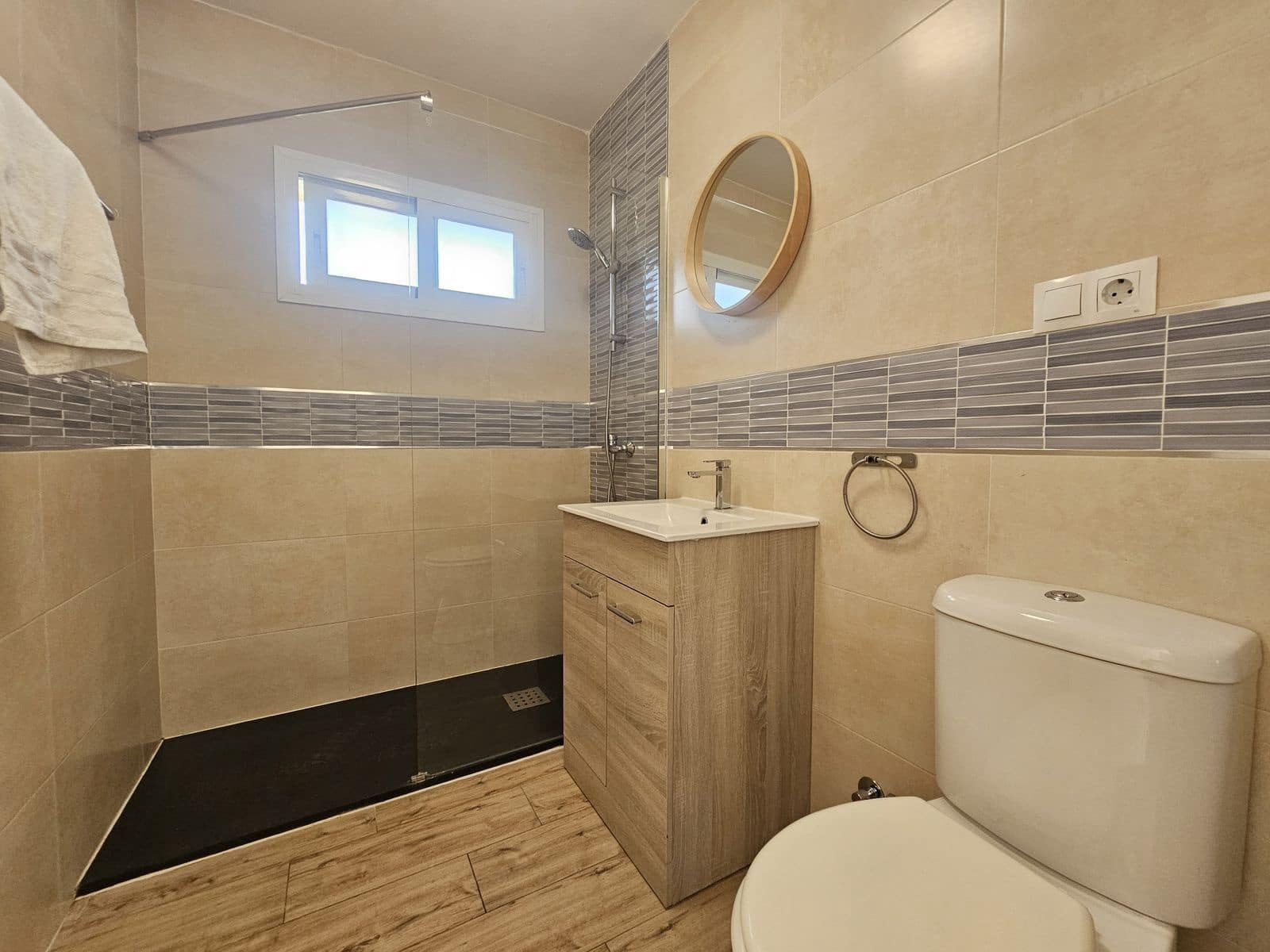 2 bedroom Apartment for sale in Calypso with pool garage - € 379,000 (Ref: 9337104)