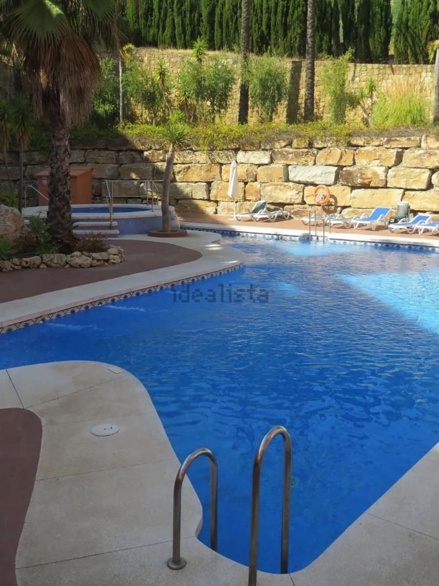 2 sypialnia Apartament na sprzedaż w El Paraiso z basenem - 235 000 € (Ref: 9337105)