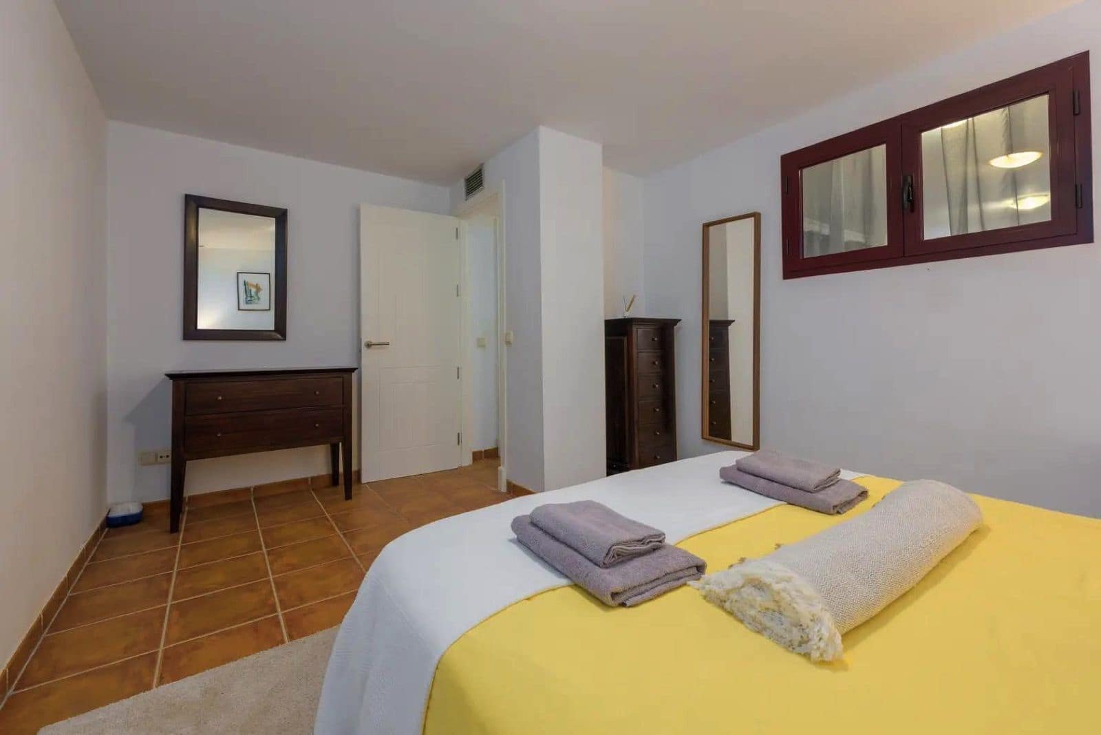 2 sypialnia Apartament na sprzedaż w El Paraiso z basenem - 235 000 € (Ref: 9337105)