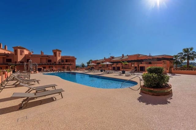 2 bedroom Apartment for sale in El Paraiso, Estepona with pool - € 235,000 (Ref: 9337105)