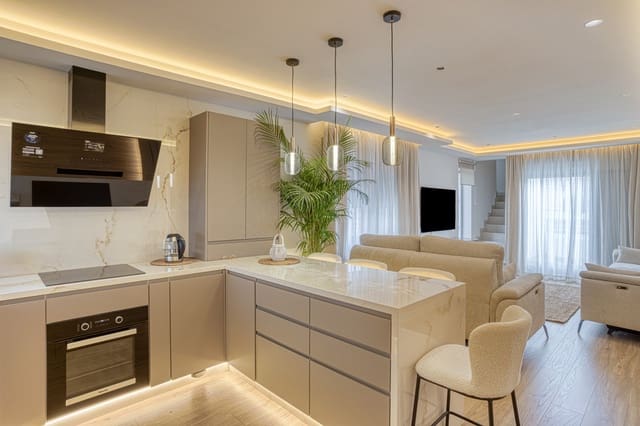 2 sypialnia Penthouse na sprzedaż w La Cala Golf - Lagar Martell, Mijas z basenem garażem - 950 000 € (Ref: 9337269)