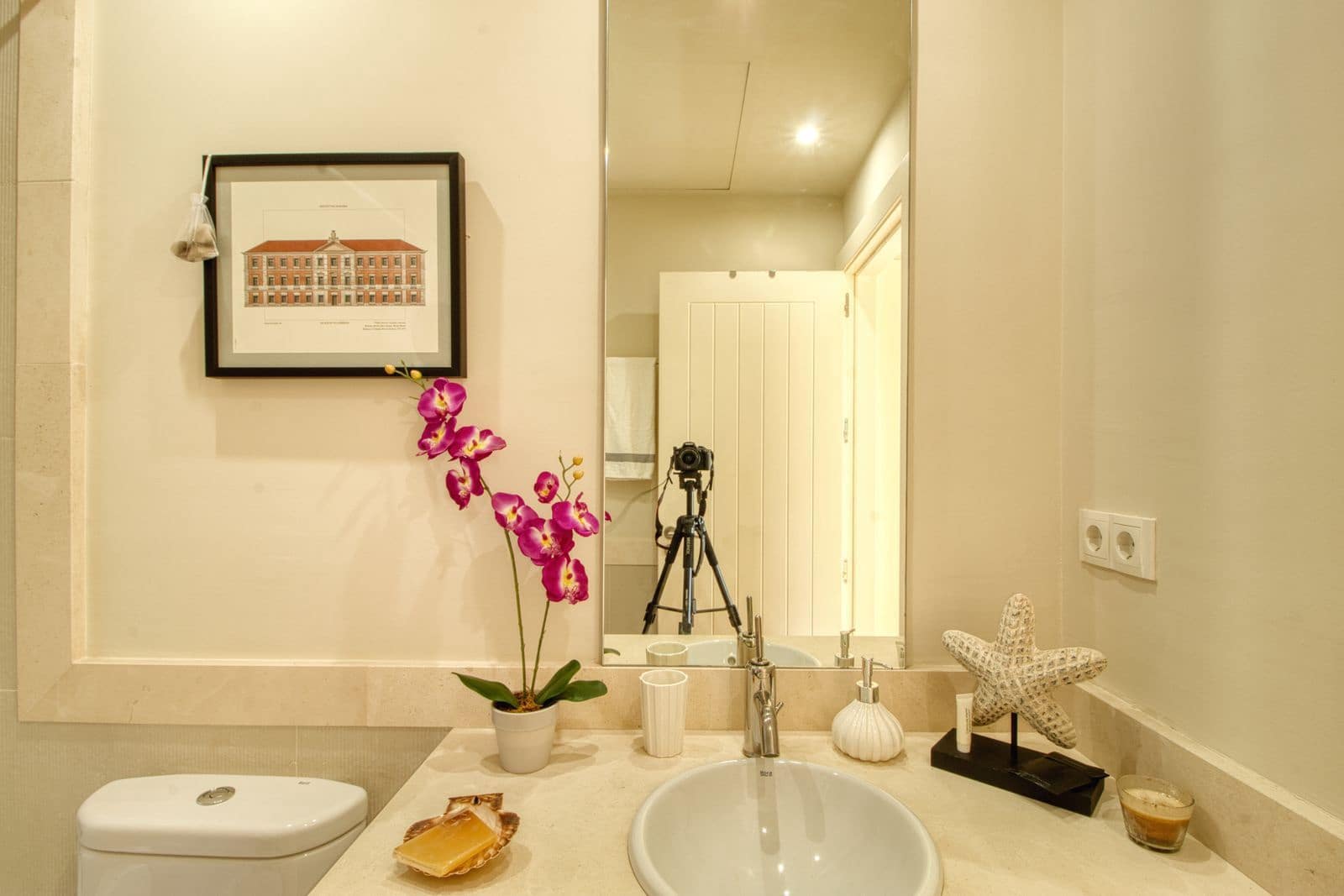 2 bedroom Apartment for sale in Casares with pool - € 535,000 (Ref: 9337271)