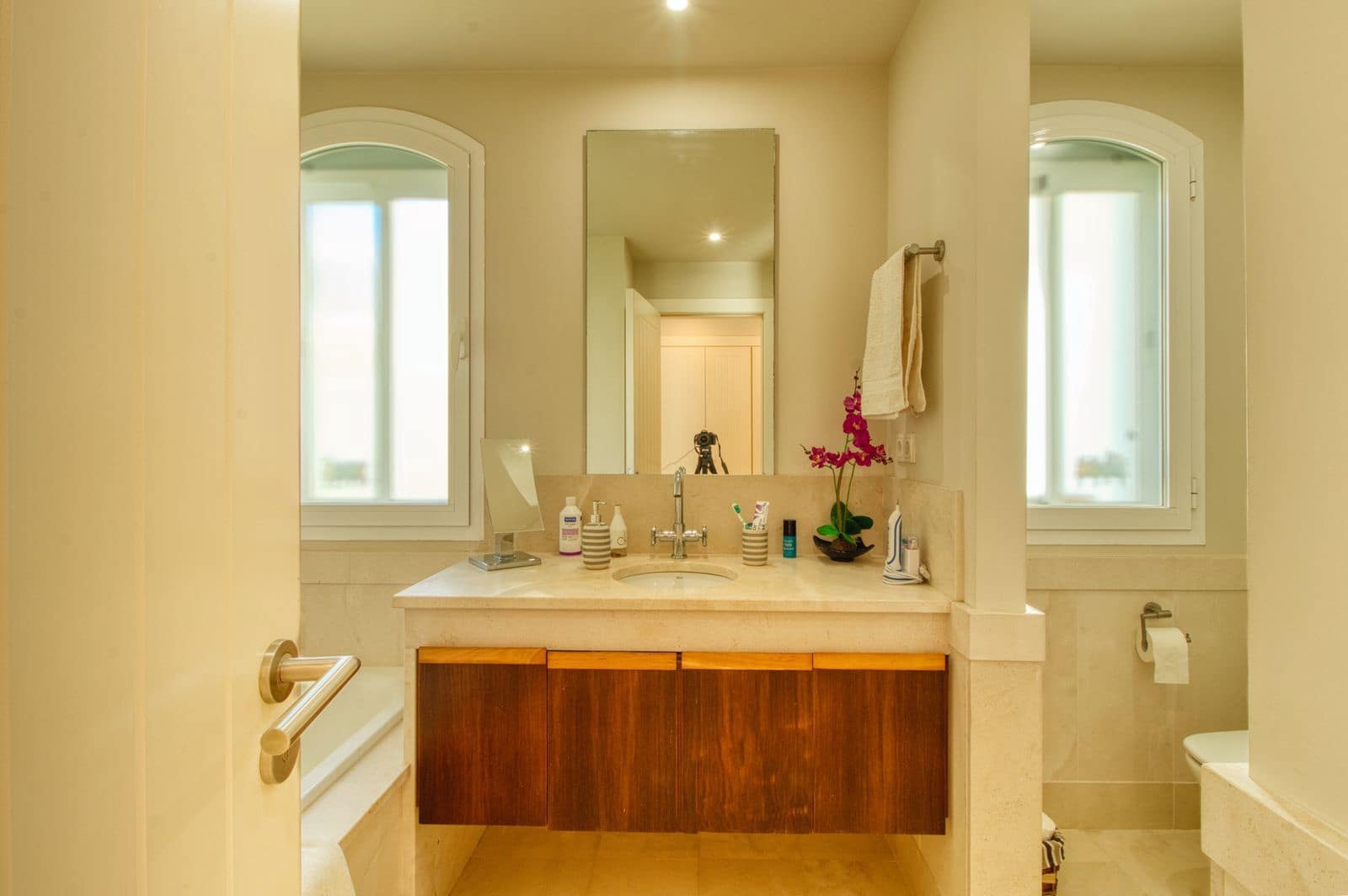 2 bedroom Apartment for sale in Casares with pool - € 535,000 (Ref: 9337271)