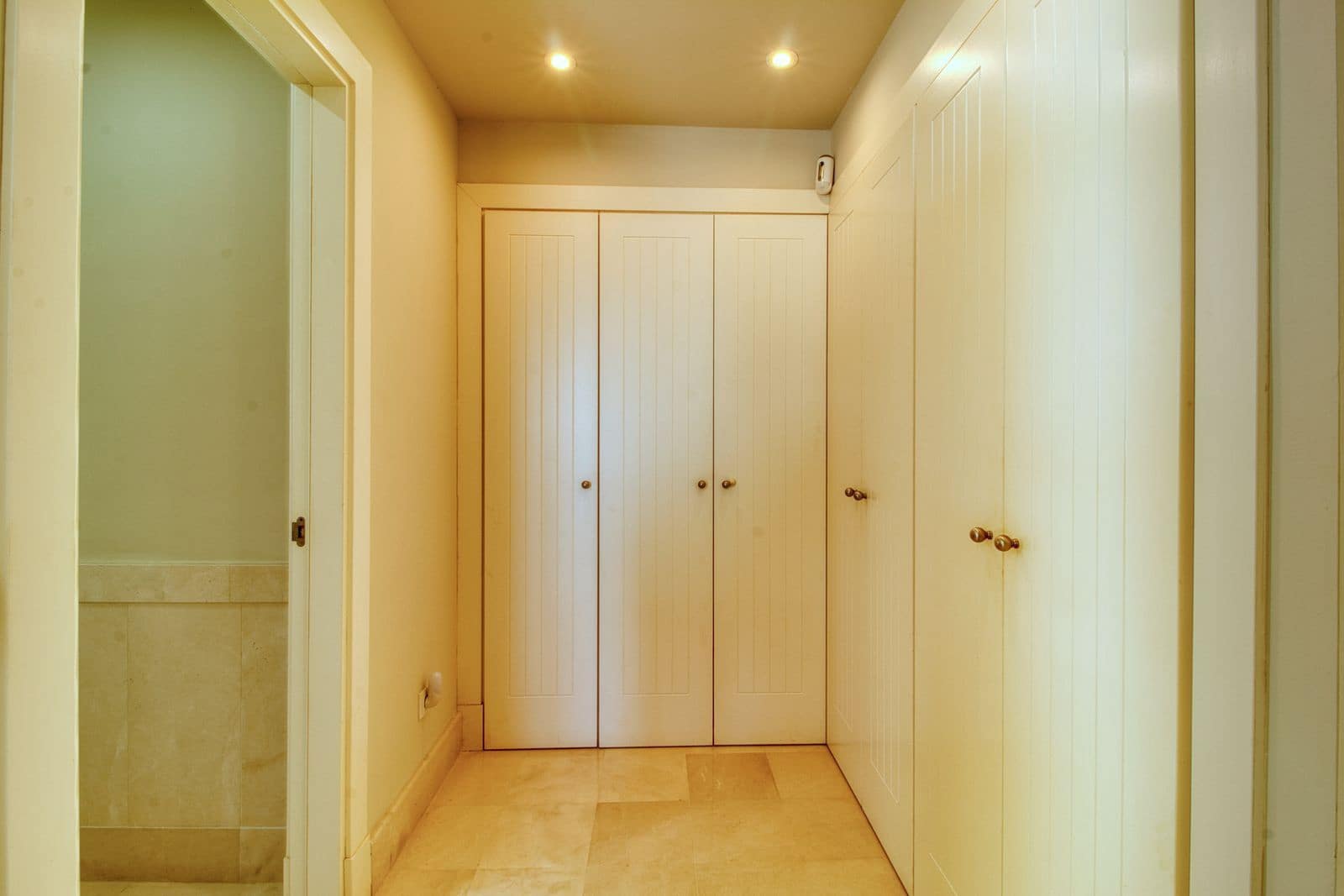 2 bedroom Apartment for sale in Casares with pool - € 535,000 (Ref: 9337271)