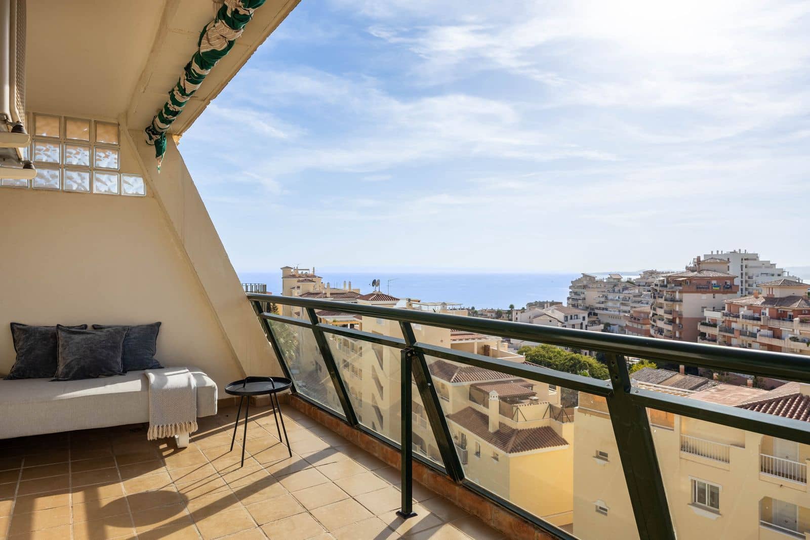 3 slaapkamer Penthouse te koop in Torrequebrada met zwembad garage - € 549.000 (Ref: 9337272)