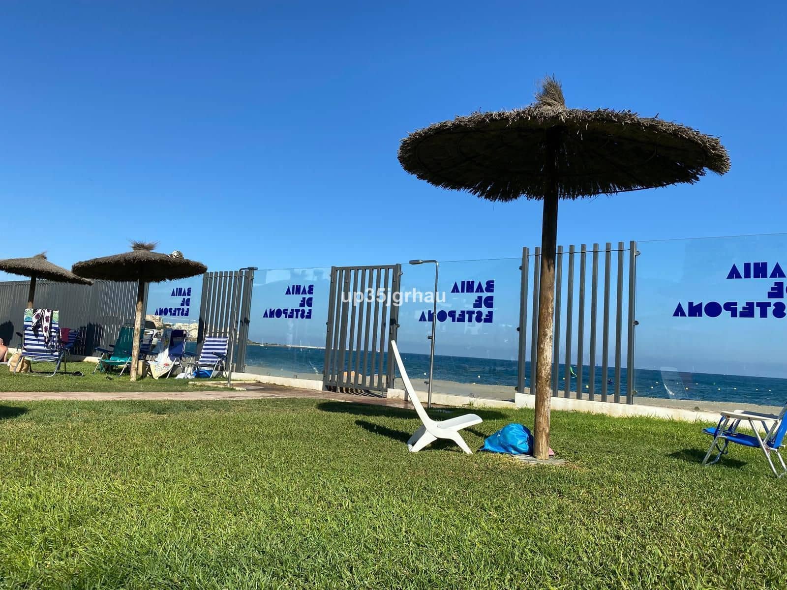 2 bedroom Apartment for sale in Estepona with pool - € 335,000 (Ref: 9338815)