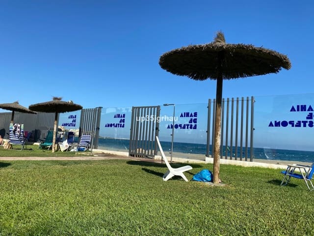 2 bedroom Apartment for sale in Estepona with pool - € 335,000 (Ref: 9338815)