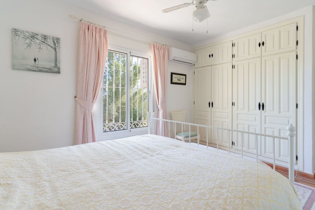 5 quarto Moradia para venda em Coin com piscina garagem - 649 000 € (Ref: 9343525)