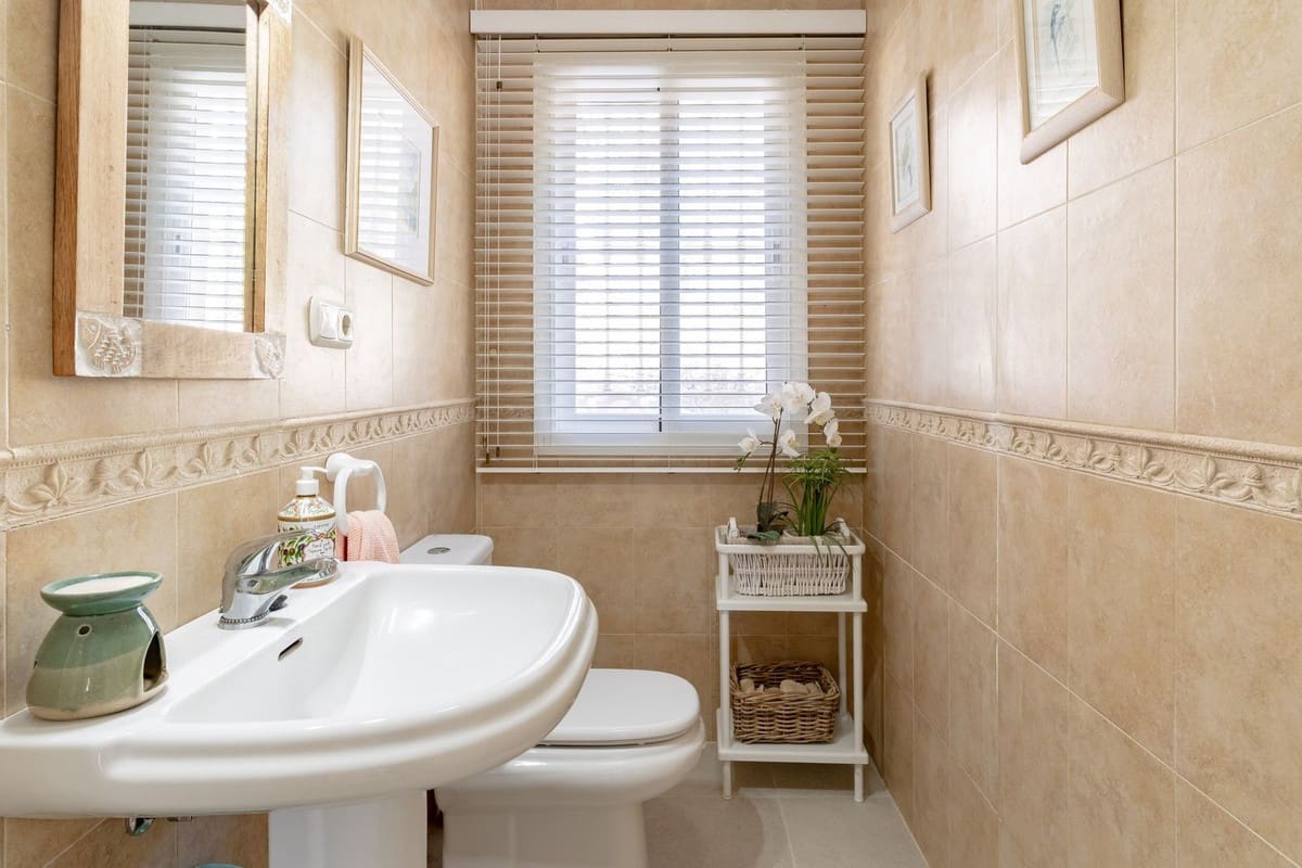 5 quarto Moradia para venda em Coin com piscina garagem - 649 000 € (Ref: 9343525)