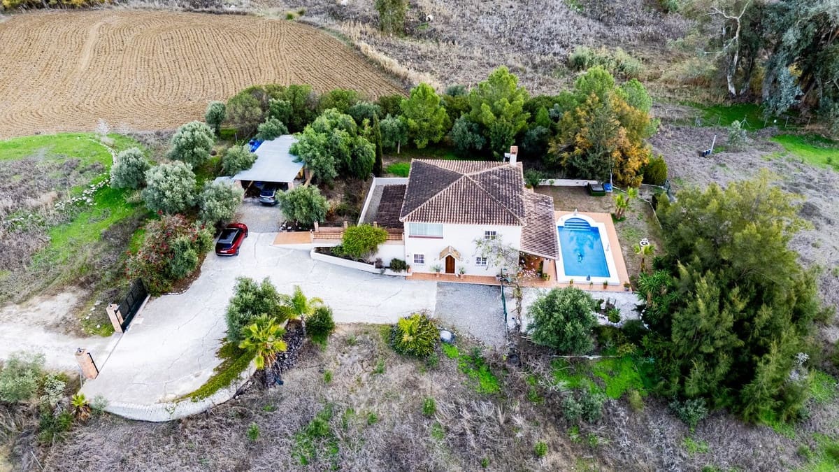 5 quarto Moradia para venda em Coin com piscina garagem - 649 000 € (Ref: 9343525)