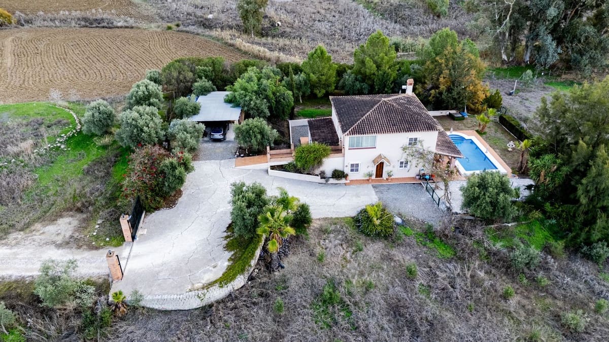 5 quarto Moradia para venda em Coin com piscina garagem - 649 000 € (Ref: 9343525)