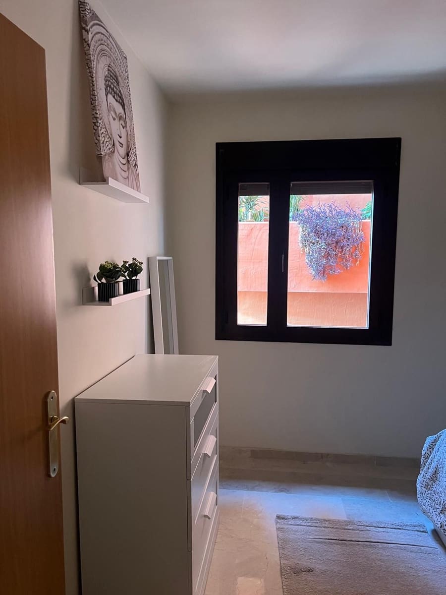 1 bedroom Apartment for sale in Estepona with pool garage - € 320,000 (Ref: 9343920)