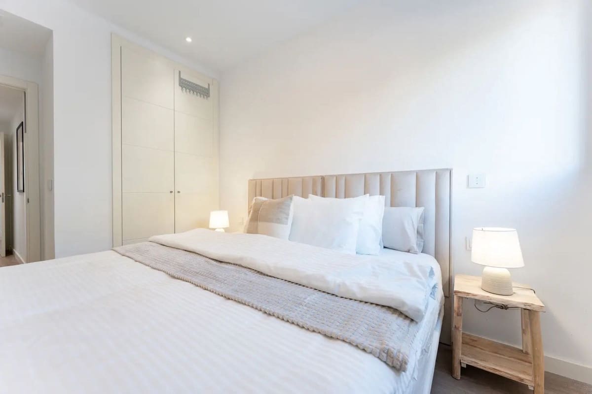 3 bedroom Apartment for sale in La Cala de Mijas with pool garage - € 575,000 (Ref: 9347940)