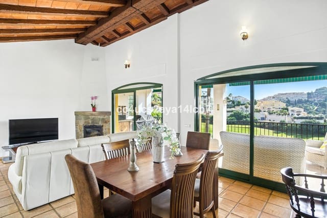 3 camera da letto Villetta Bifamiliare in vendita in Riviera del Sol, Mijas con piscina garage - 539.000 € (Rif: 9347944)