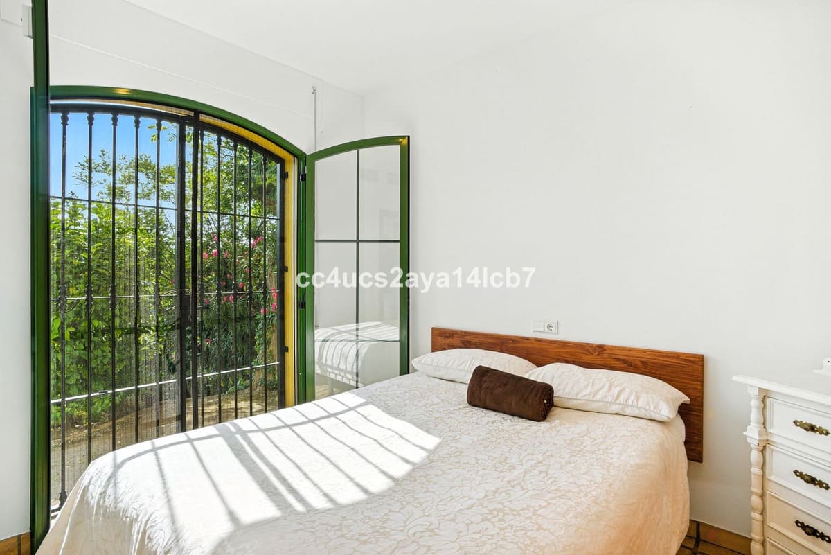 3 camera da letto Villetta Bifamiliare in vendita in Riviera del Sol con piscina garage - 539.000 € (Rif: 9347944)