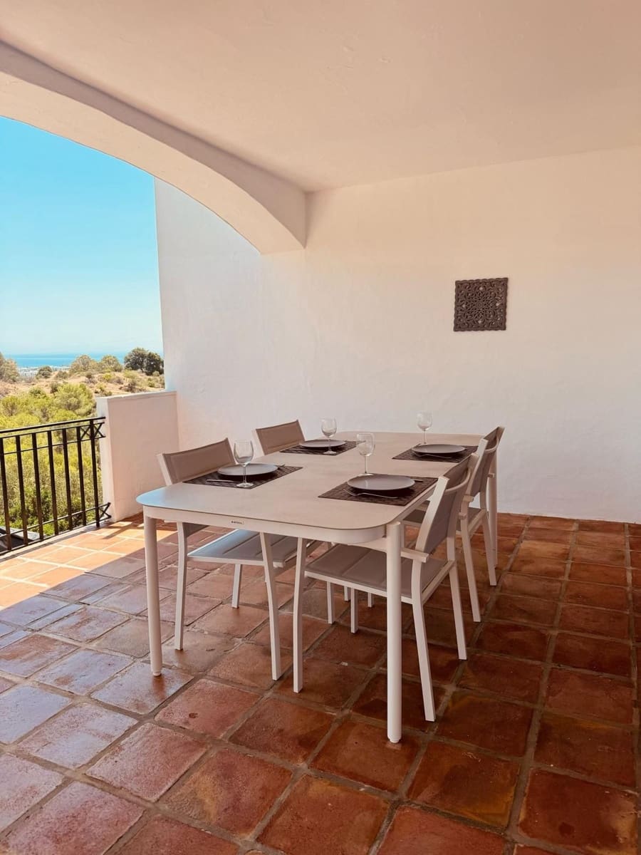 2 chambre Appartement à vendre à Marbella avec piscine - 385 000 € (Ref: 9347948)